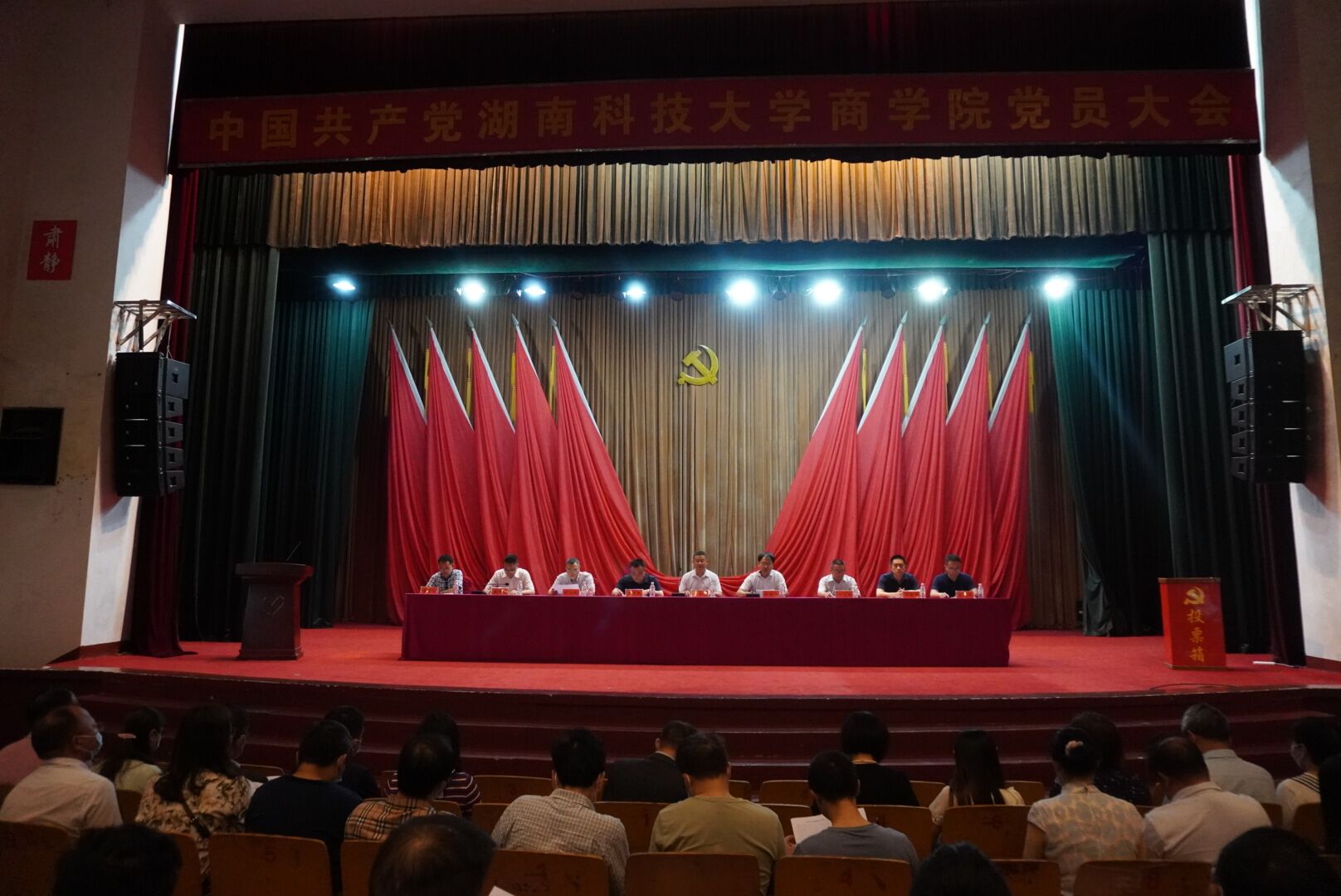 ba23a1fd08f54389bd1dd01f380fb432.jpg ba23a1fd08f54389bd1dd01f380fb432.jpg