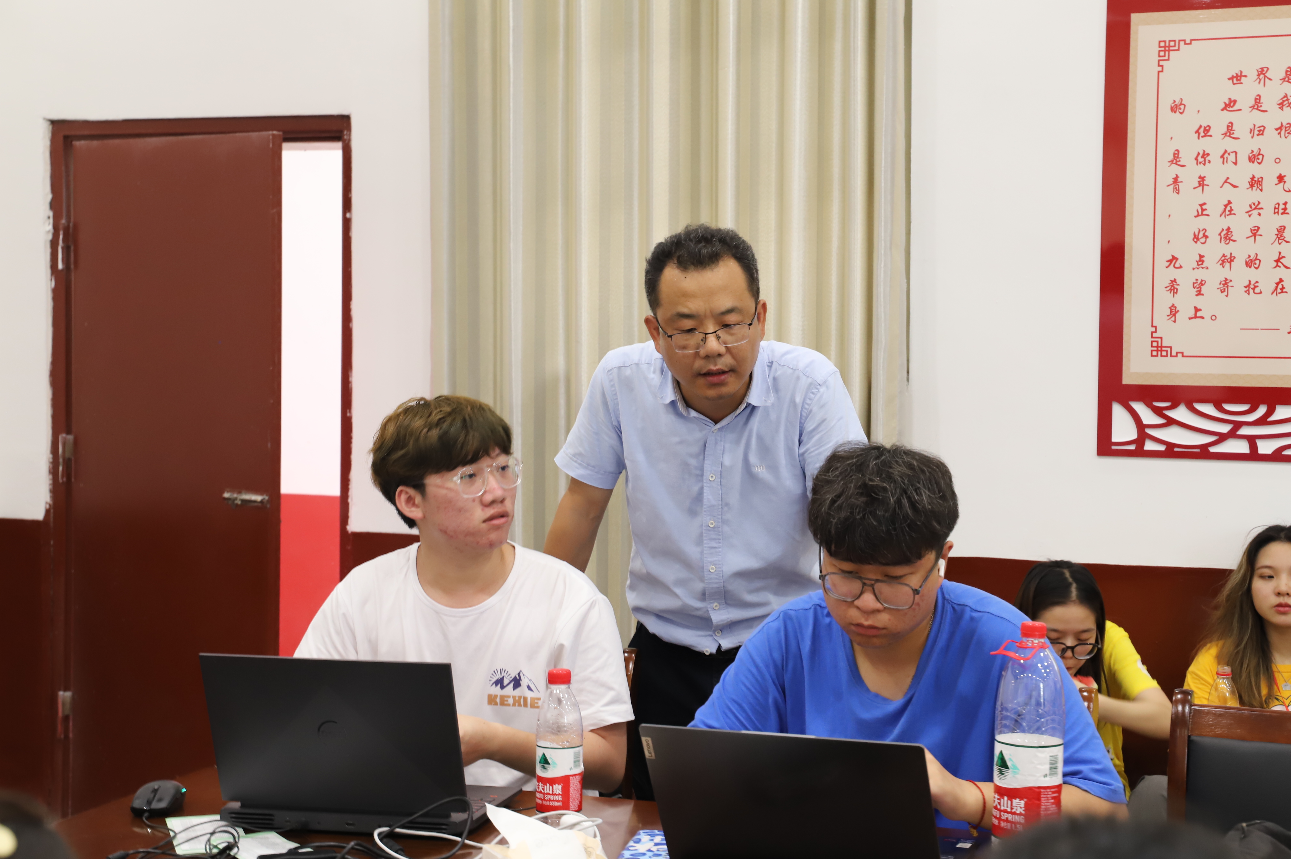 4f21c11ebb744860bc76acea4f3469e9.jpg 4f21c11ebb744860bc76acea4f3469e9.jpg