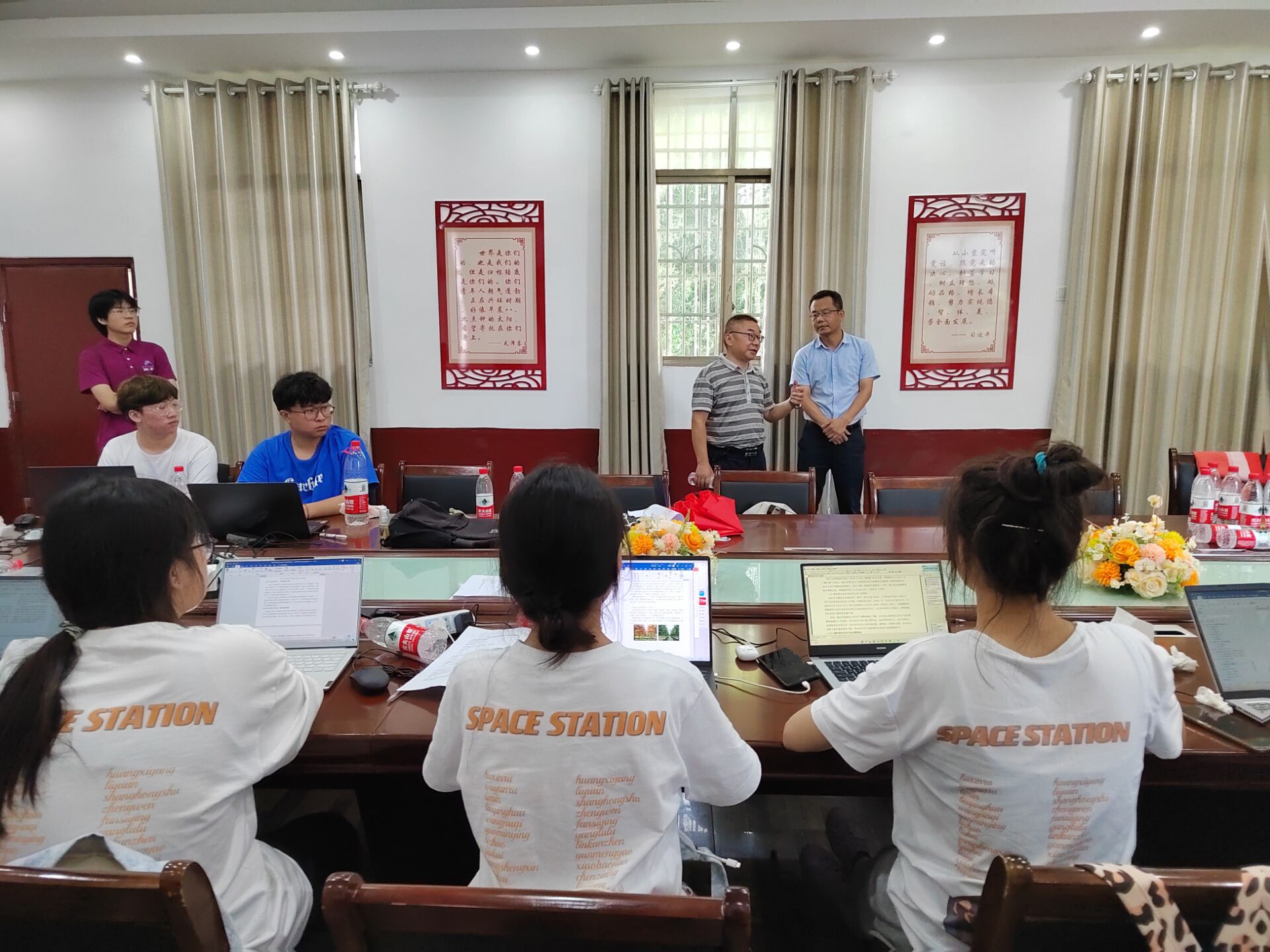 c6cb49bbbacd4292892f359935c24854.jpg c6cb49bbbacd4292892f359935c24854.jpg