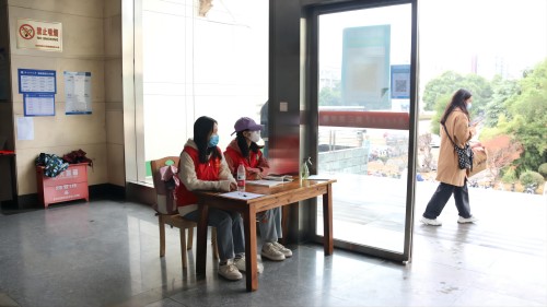 c7ac899a436347d2a44ec2c7ae41d3d1.jpg 检查健康码(1).jpg