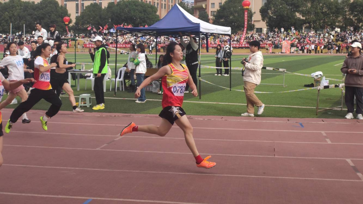 5596efae720b49d49c10c6f772a01d22.png 5596efae720b49d49c10c6f772a01d22.png