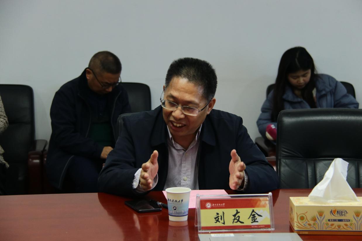 f870458d4c8e46d186649d420ae05449.jpg f870458d4c8e46d186649d420ae05449.jpg